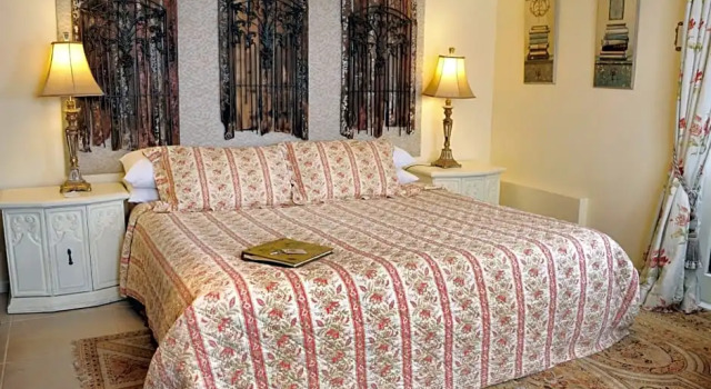 Двухместный номер Standard с видом на сад The Peace & Plenty Inn