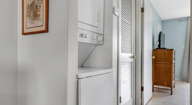 Lagoon Landing 305 1 Bedroom Condo by RedAwning