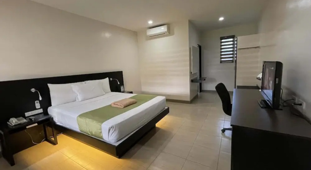 Номер Standard Batangas Country Club
