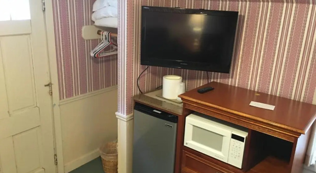 Doray Motel Lake George, Забронировать Мотель Лейк-Джордж Adirondack Mountains