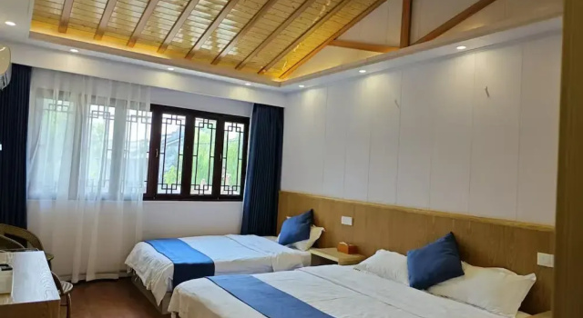 Семейные апартаменты с 2 комнатами с видом на реку Wuzhen Fuchang Bridge Inn
