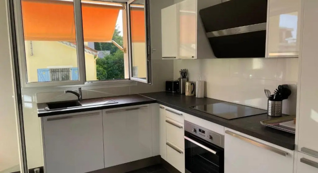 Апартаменты с 2 комнатами Magnifique appartement climatisé de 87m², à 100m de la plage