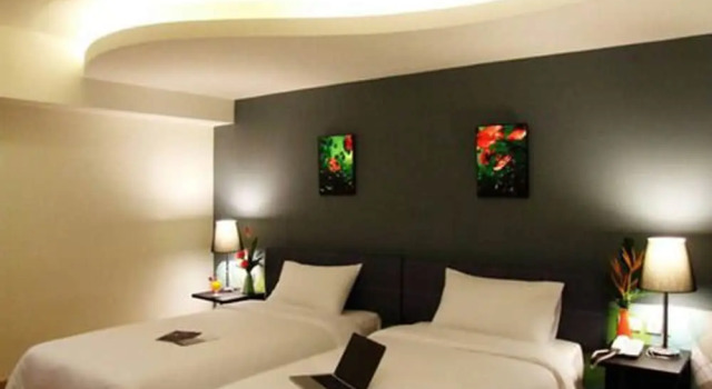 Номер Standard Grand Tower Inn Sathorn Hotel