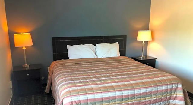 Red Carpet Inn Mount Holly NJ, Book Hotel Burlington Philadelphia Metropolitan Area
