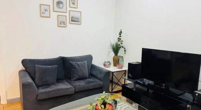 2 bedrooms in makati with balcony, Prenota Residence Hotel SPA a Luzon, SPA