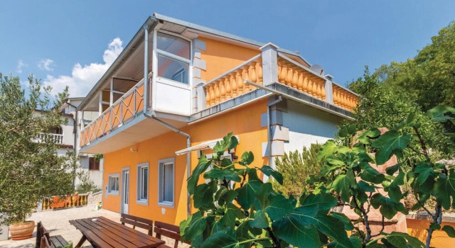 Beautiful Home in Klenovica With 7 Bedrooms and Wifi