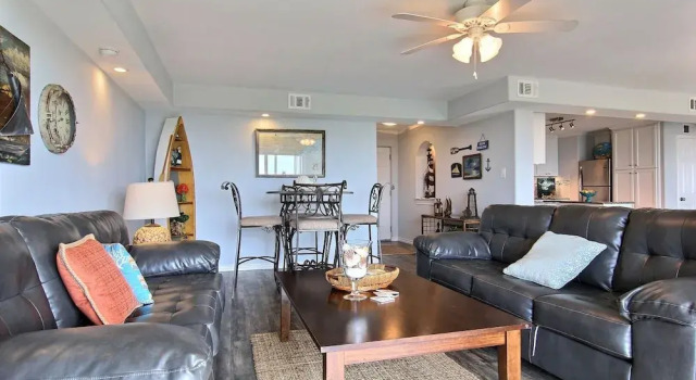 Island 107 3 Bedroom Condo