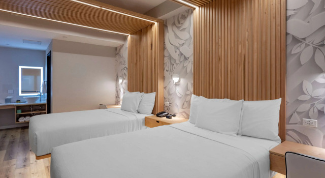Четырёхместный номер Standard Best Western Plus Soho Hotel