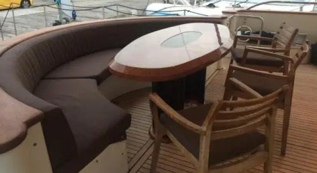 Leigh Yacht, Забронировать Отель Сант-Марти Барселона, рядом с Рынок Барселонеты