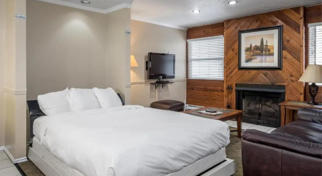 Sweetwater Lift Lodge