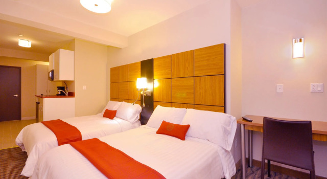 Hotel Five44