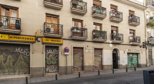 LA LATINA I - PUERTA DE TOLEDO I - ElevenHost, Забронировать Отель Латина Мадрид, рядом с Дом-музей Лопе де Вега