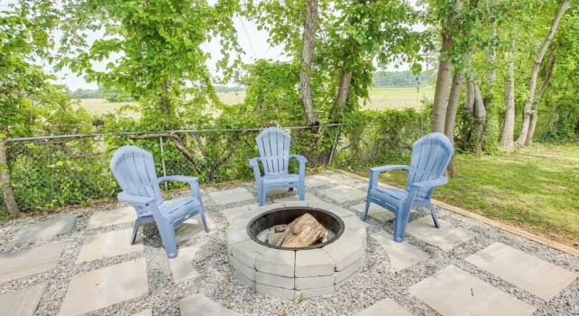 Коттедж 1/2 Mi to Kentucky Downs: Franklin Home w/ Patio!