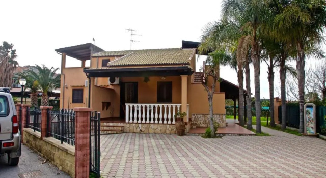 Вилла Rentopolis - Villa Torre Roccella