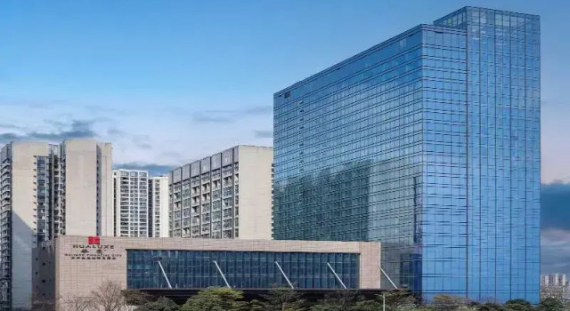HUALUXE Guiyang Financial City by IHG, Rezerwuj Hotel Guiyang Guizhou