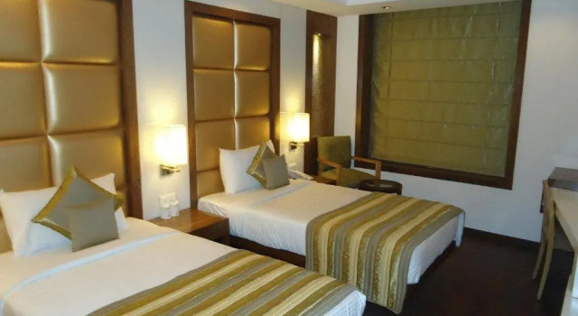 Номер Economy Almondz Hotel