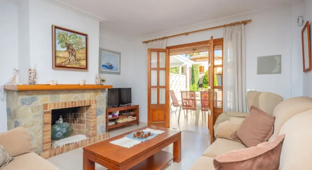 North House, Book Vacation Home Muro Majorca