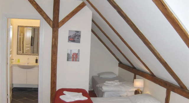 Hotel Frøslev Kro, Rezerwuj Hotel Hotele w Sønderjylland z parkingiem, Parking