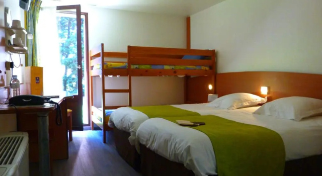 Четырёхместный номер Standard Hôtel Le Roxane