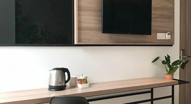 Camera Standard Daun Residence Bandung