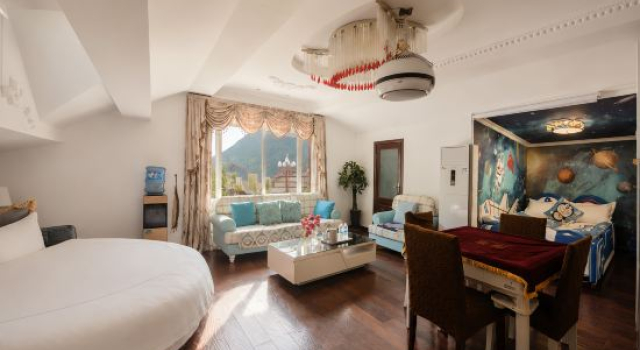 Семейный люкс Jiuzhaigou Beautiful Time Hotel