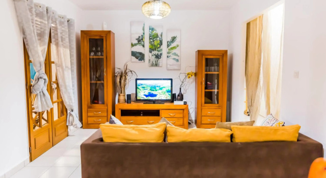 Extrait de Café, Prenota Hotel Pointe-Noire Basse-Terre