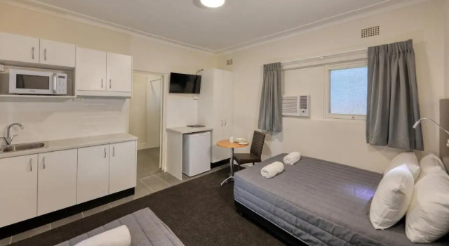 Апартаменты Cowra Motor Inn