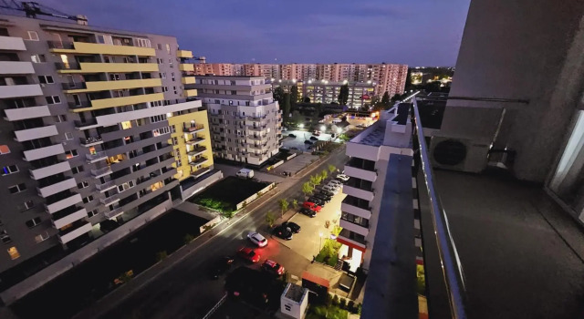 Studio spațios,intim+ loc parcare propriu,vedere panoramică,utilat de lux