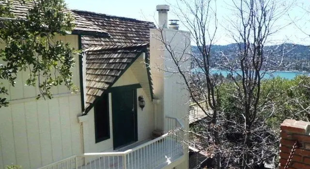 Yellowstone Drive House, Book Hotel North Shore California