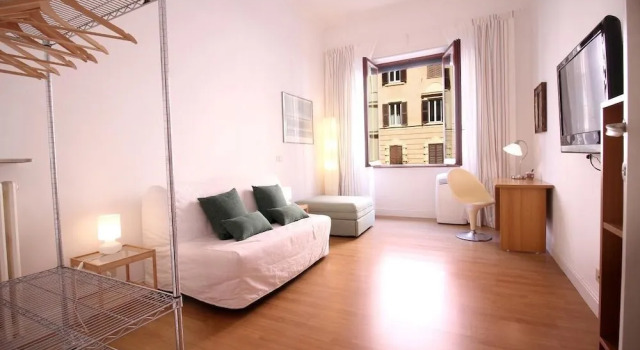 Spacious Apt Steps away from the Vatican, Reserva ahora Apartamento Hoteles en El Lacio con aparcamiento, Aparcamiento