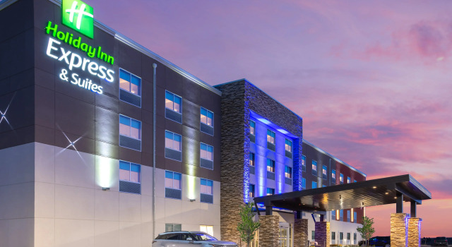 Holiday Inn Express & Suites - Colorado Springs South I-25 by IHG, Забронировать Отель Колорадо-Спрингс Колорадо