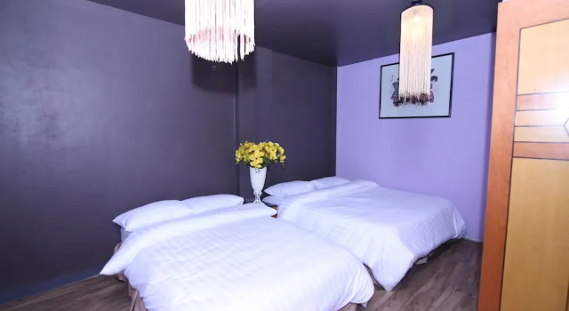 Трёхместный семейный номер Standard Geminai Hotel & Cafe