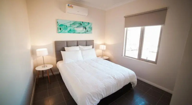Апартаменты Exmouth Escape Resort