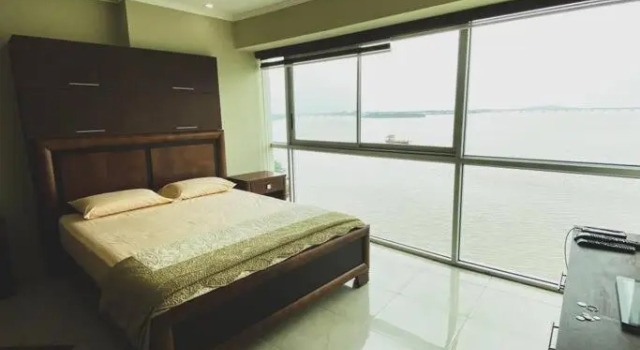 5-luxury suite Riverfront Vista al río, Prenota Hotel Hotel a Guayaquil con piscina, Piscina