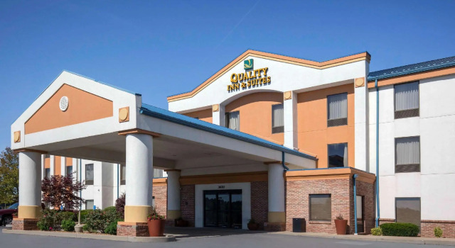 Номер Standard Quality Inn and Suites Arnold - St Louis
