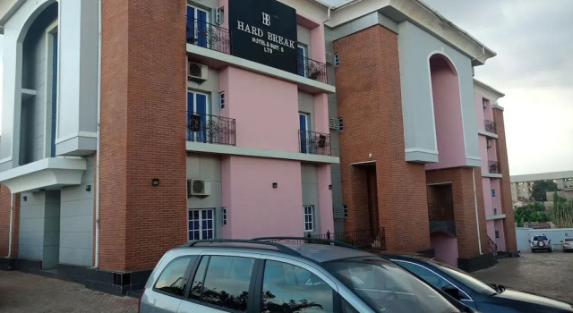 Hard Break Hotel and Suite, Prenota Hotel Hotel a Enugu con colazione, Colazione