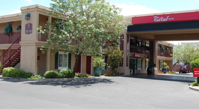 Red Roof Inn Las Vegas, Boek Hotel Hotels in Paradise. met parkeren, Parkeren