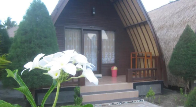 Двухместный номер Standard с балконом и с красивым видом из окна Sandy Beach Bungalows