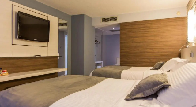 Четырёхместный номер Business Radisson Hotel Curitiba