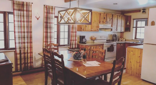Шале с 3 комнатами с видом на горы Chalet Rustique CRDS Tremblant