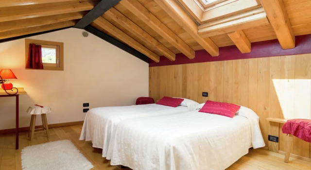 Adorable Apartment in Miane by the Lake, Prenota Appartamento Hotel a Miane con colazione, Colazione