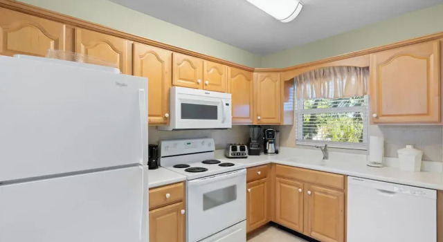 Номер Standard London House Seven Mile Beach Grand Cayman