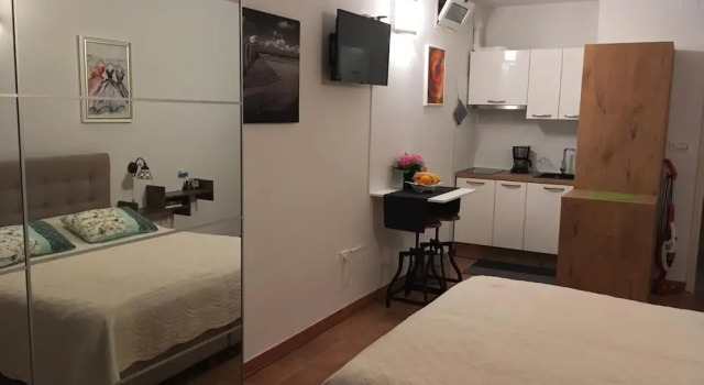 Goga Apartments, Забронировать Апартаменты/квартира Отели Пьешчана-Увала с парковкой, Парковка