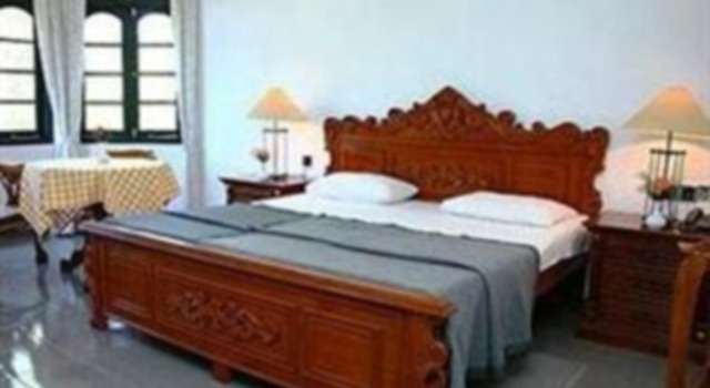 Hotel Country Comfort, Забронировать Отель Отели Элла с парковкой, рядом с Девятиарочный мост, Парковка
