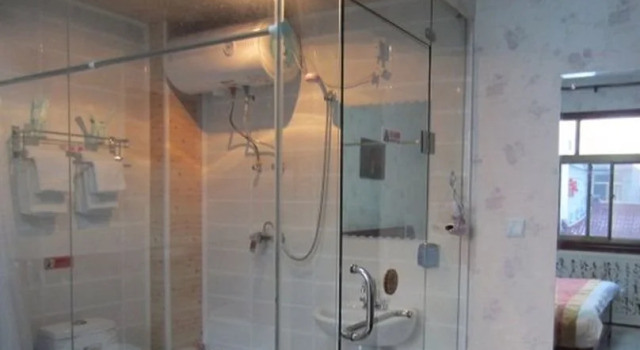 咸阳临港宾馆, Book Hotel Hoteller i Shaanxi med parkering, Parkering