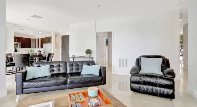 Deerfield Condo Suites by Opus