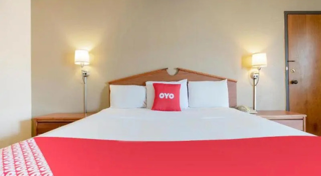 Номер Classic OYO Hotel Tulsa International Airport