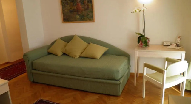Четырёхместный номер Standard HG Hotel Cappelli