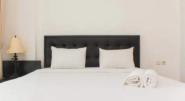 Номер Standard Fully Furnished with Cozy Design 2BR The Bellezza Apartment