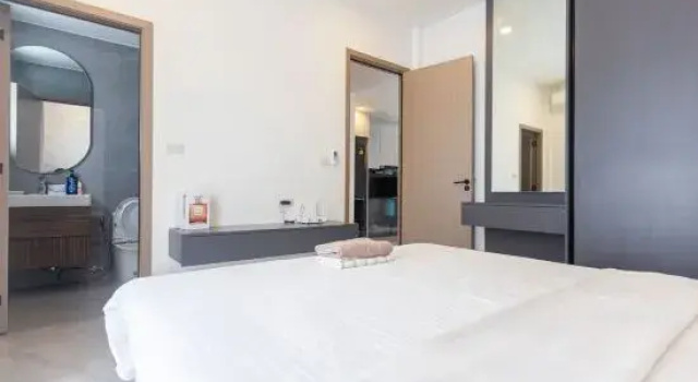Люкс Luxury Pattaya Zhongtian Beach Villa / Close to the Beach / 4 Bedrooms 5 Bathrooms 2 Living Rooms